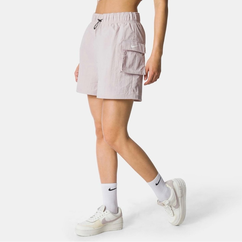 ✨ NIKE ✨ Sportswear Essential Women's Woven High-Rise Nylon Cargo Shorts Size XS